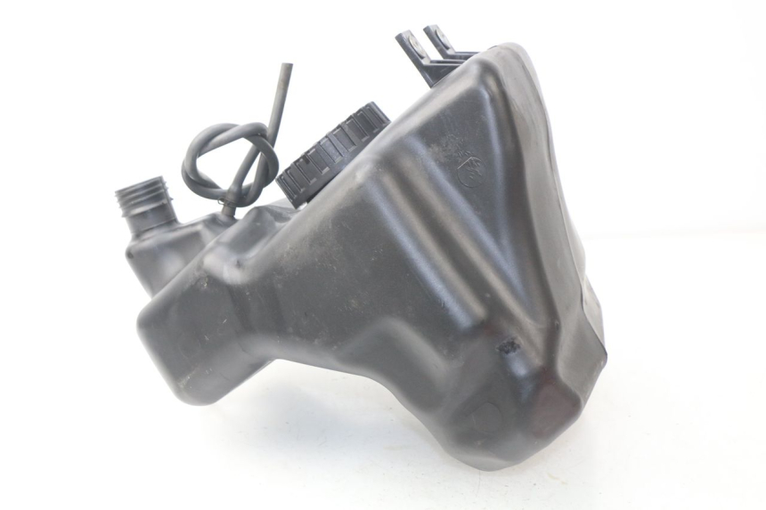 photo de ZBIORNIK PALIWA APRILIA ATLANTIC 125 (2003 - 2009) - Zbliżenie techniczne