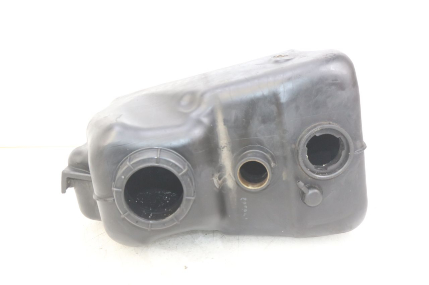 photo de ZBIORNIK PALIWA PIAGGIO BEVERLY 125 (2010 - 2015) - Zoom stanu zużycia