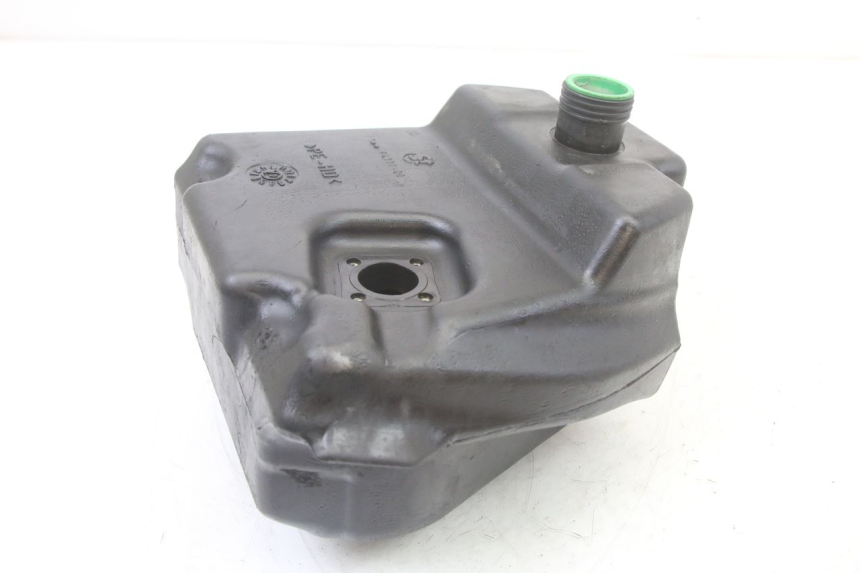 photo de ZBIORNIK PALIWA MBK BOOSTER SPIRIT NAKED 50 (2004 - 2017) - Zoom stanu zużycia