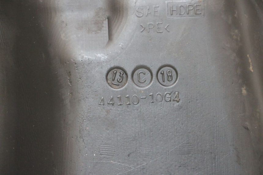 photo de ZBIORNIK PALIWA SUZUKI BURGMAN 650 (2013 - 2020) - Zoom stanu zużycia