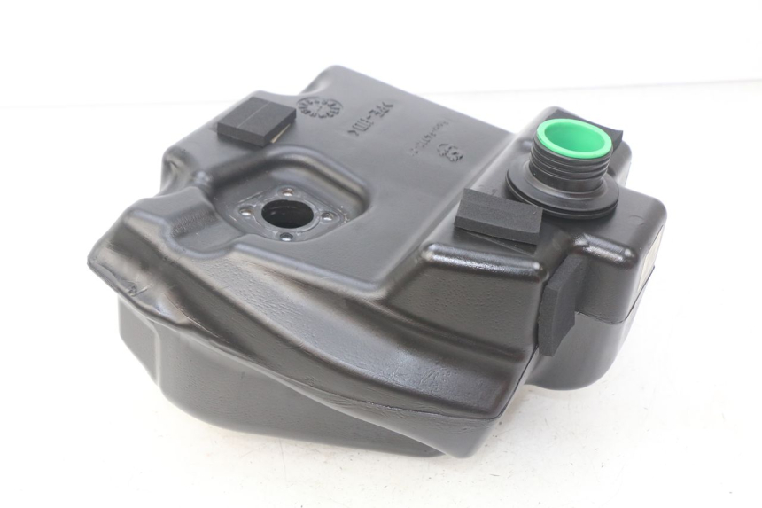 photo de ZBIORNIK PALIWA YAMAHA BW'S EASY 50 (2013 - 2016) - Widok główny