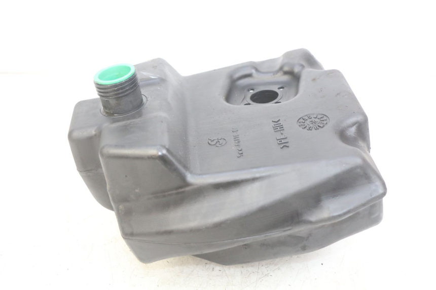 photo de ZBIORNIK PALIWA YAMAHA BW'S EASY 50 (2013 - 2016) - Zoom stanu zużycia