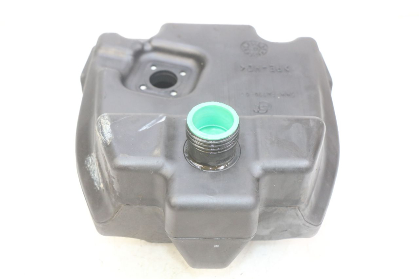 photo de ZBIORNIK PALIWA YAMAHA BW'S EASY 50 (2013 - 2016) - Inny kąt widzenia