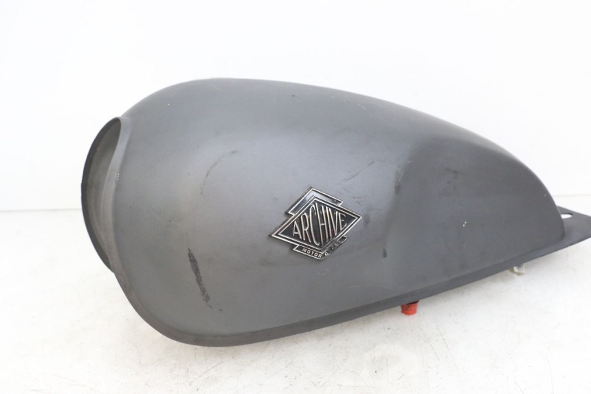 photo de ZBIORNIK PALIWA ARCHIVE CAFE RACER 4T 50 (2019 - 2024) - Szczegóły charakterystyczne