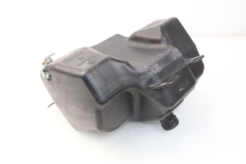 photo de ZBIORNIK PALIWA PIAGGIO CARNABY 125 (2007 - 2011) - Szczegół części