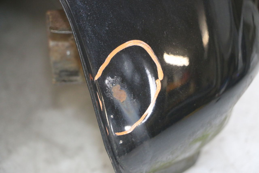 photo de ZBIORNIK PALIWA HONDA CBF 500 (2004 - 2007) - Struktura - zbliżenie