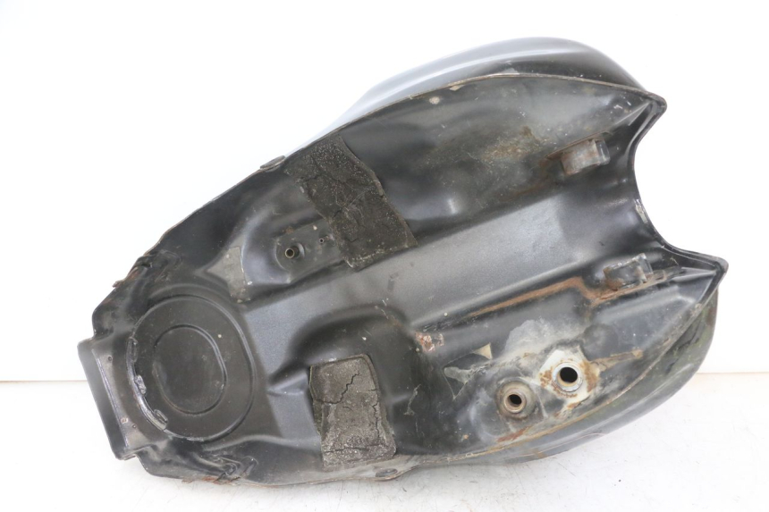 photo de ZBIORNIK PALIWA HONDA CBF 500 (2004 - 2007) - Zbliżenie techniczne