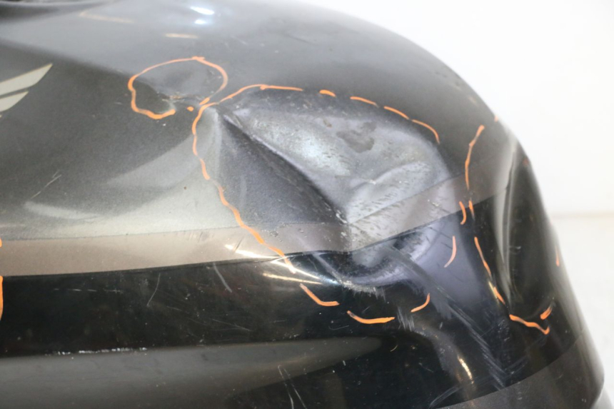 photo de ZBIORNIK PALIWA HONDA CBR F SC25 1000 (1989 - 1992) - Kontrola wizualna