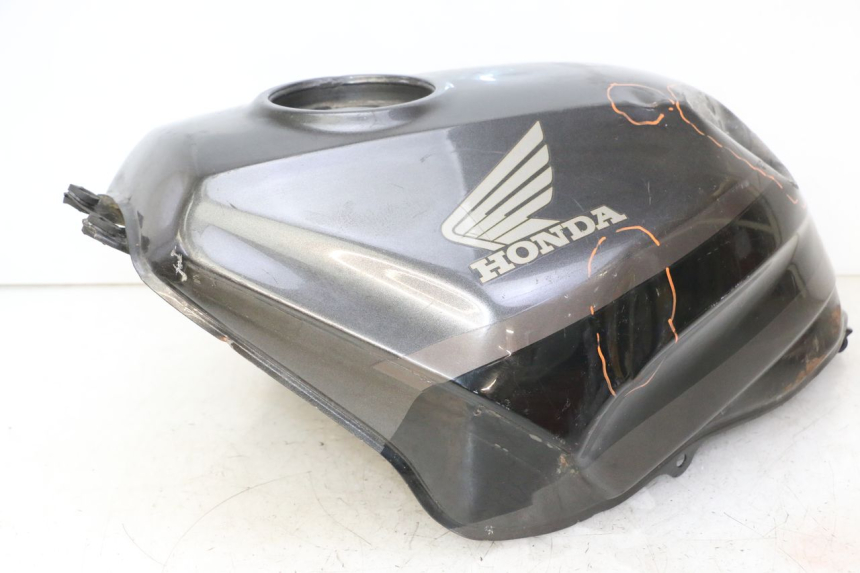 photo de ZBIORNIK PALIWA HONDA CBR F SC25 1000 (1989 - 1992) - Alternatywny kąt