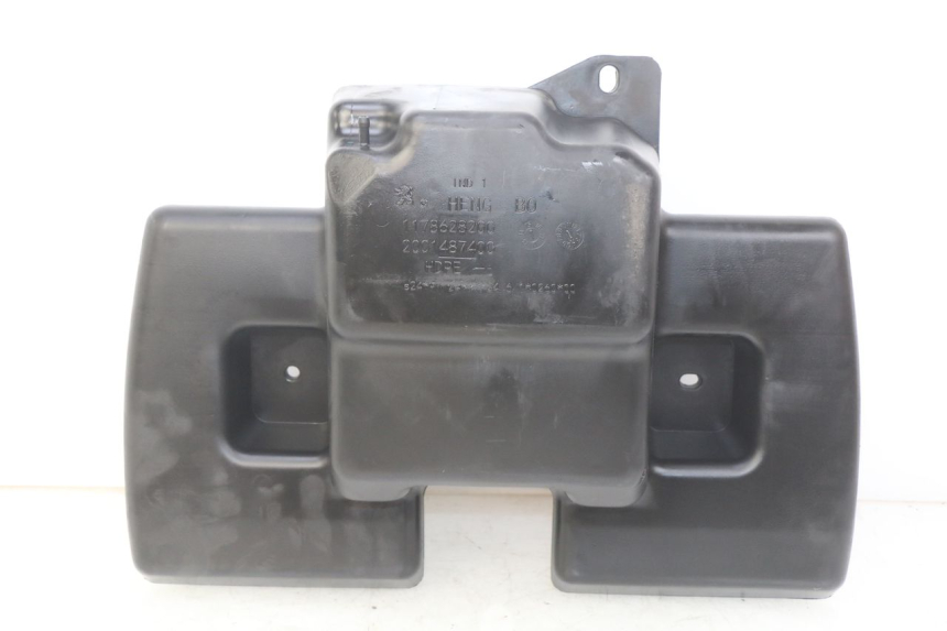 photo de ZBIORNIK PALIWA PEUGEOT CITYSTAR AIR 125 (2014 - 2017) - Szczegół części