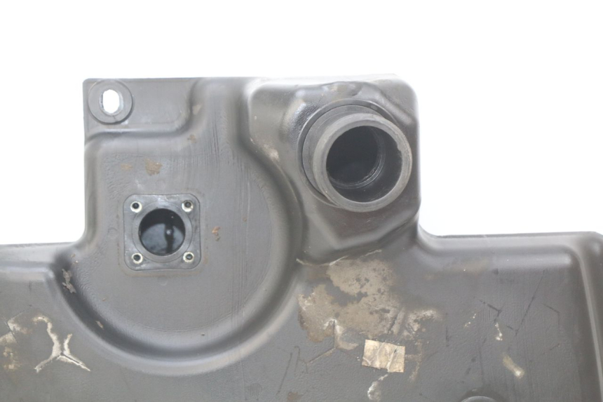 photo de ZBIORNIK PALIWA PEUGEOT CITYSTAR 50 (2013 - 2017) - Punkty mocowania