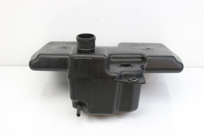 photo de ZBIORNIK PALIWA PEUGEOT CITYSTAR 50 (2013 - 2017) - Zbliżenie techniczne