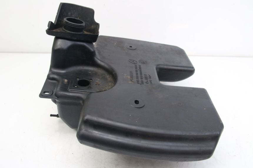 photo de ZBIORNIK PALIWA PEUGEOT CITYSTAR 50 (2013 - 2017) - Zoom stanu zużycia