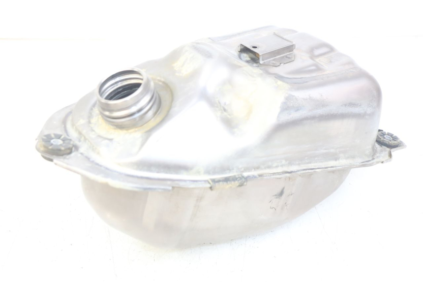 photo de ZBIORNIK PALIWA HONDA CRF CR-F RX 450 (2017 - 2021) - Zbliżenie techniczne