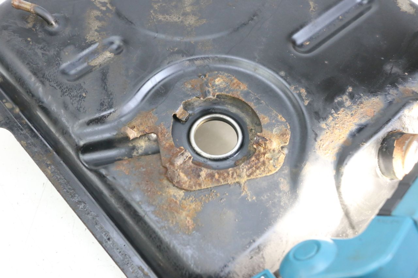 photo de ZBIORNIK PALIWA KYMCO DINK 4T 50 (2007 - 2018) - Inny kąt widzenia