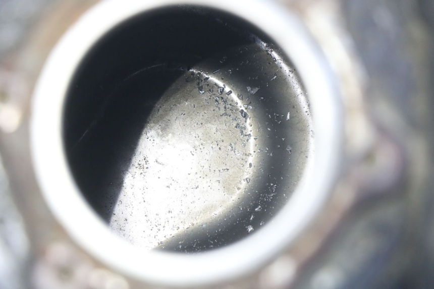 photo de ZBIORNIK PALIWA KYMCO DINK STREET 125 (2009 - 2014) - Zoom stanu zużycia