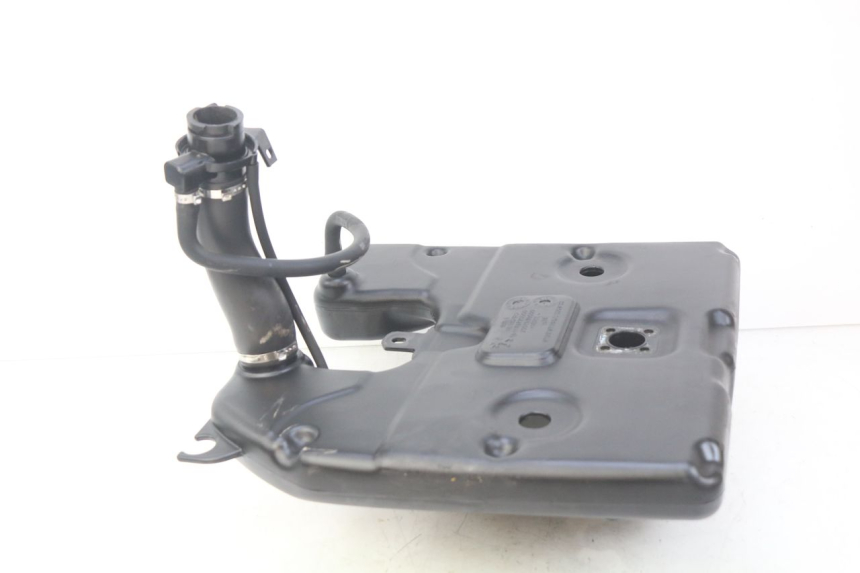 photo de ZBIORNIK PALIWA PEUGEOT DJANGO 2T 50 (2014 - 2019) - Inny kąt widzenia