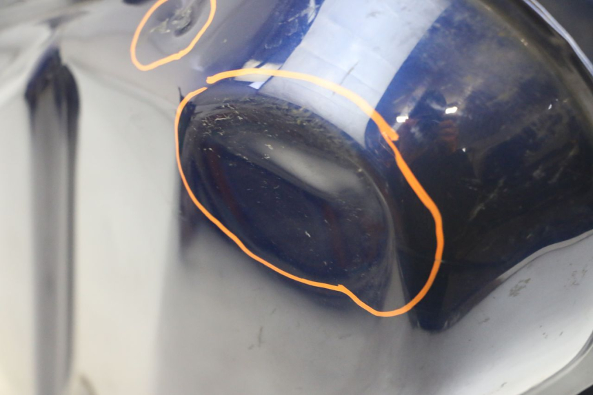 photo de ZBIORNIK PALIWA SUZUKI DL V STROM 1000 (2002 - 2007) - Widok ogólny