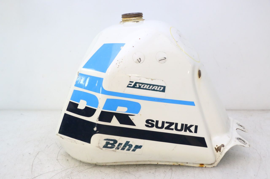 photo de ZBIORNIK PALIWA SUZUKI DR S 600 (1985 - 1989) - Widok główny