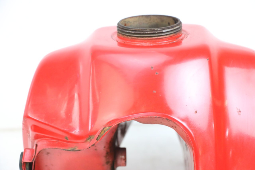 photo de ZBIORNIK PALIWA YAMAHA DTLC 125 (1982 - 1987) - Zbliżenie komponentów