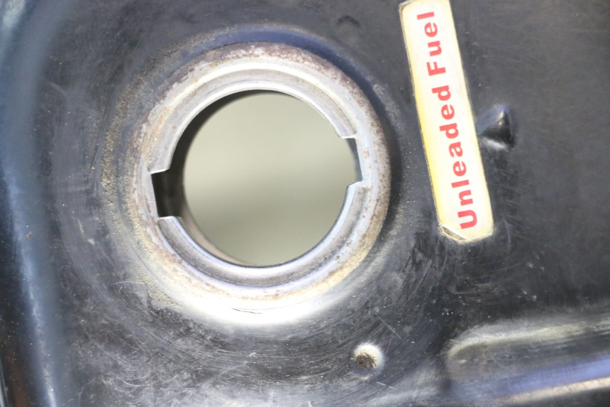 photo de ZBIORNIK PALIWA CF MOTO E-CHARM 125 (2005 - 2008) - Zoom stanu zużycia