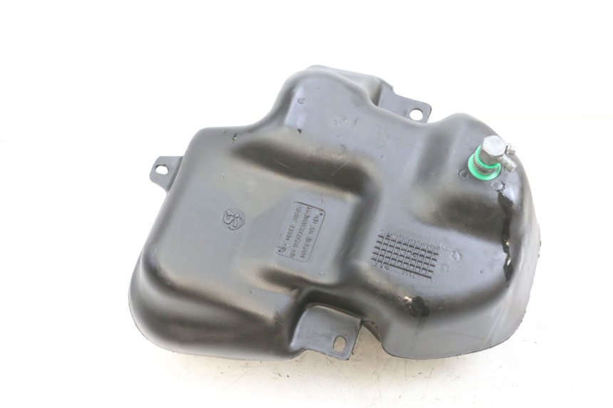 photo de ZBIORNIK PALIWA PEUGEOT ELYSEO 125 (1999 - 2004) - Szczegół części