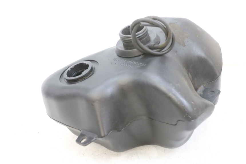 photo de ZBIORNIK PALIWA PEUGEOT ELYSEO 125 (1999 - 2004) - Zbliżenie techniczne