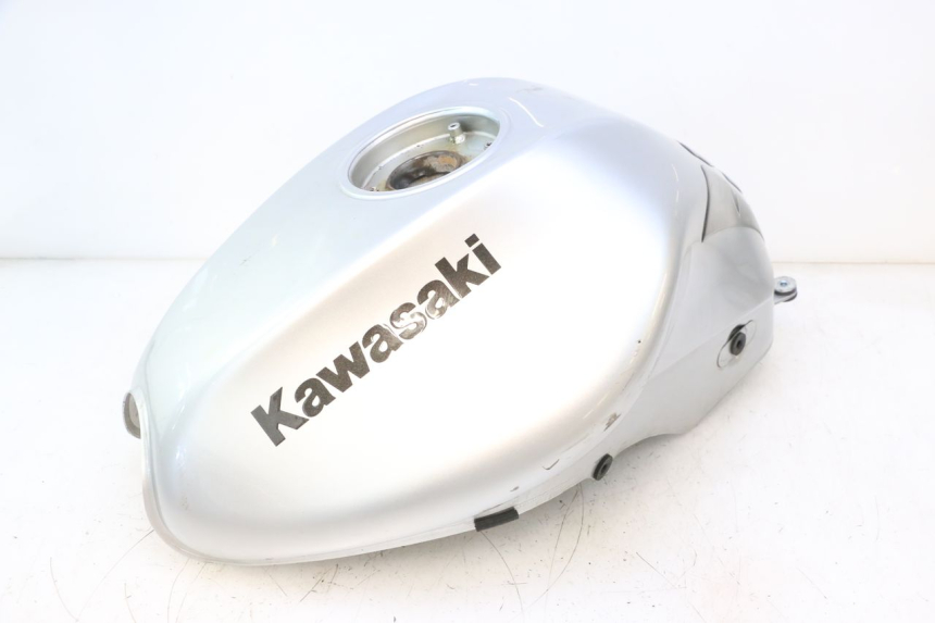 photo de ZBIORNIK PALIWA KAWASAKI ER-6 ER6 N 650 (2005 - 2009) - Oznaczenia i referencje