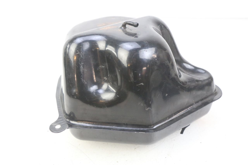 photo de ZBIORNIK PALIWA JM MOTORS EVOLIS 4T 50 (2018 - 2022) - Zbliżenie techniczne