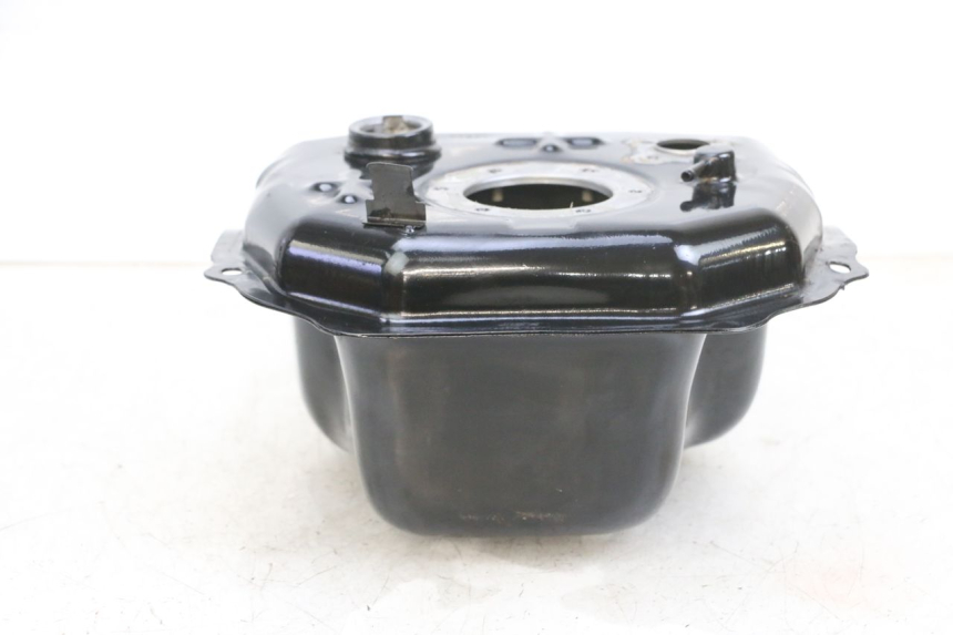 photo de ZBIORNIK PALIWA SYM FIDDLE 3 III 125 (2014 - 2020) - Zoom stanu zużycia