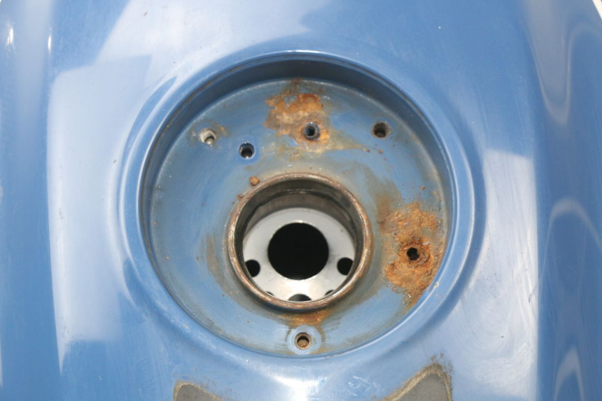 photo de ZBIORNIK PALIWA YAMAHA FJR ABS 1300 (2006 - 2012) - Widok z bliska