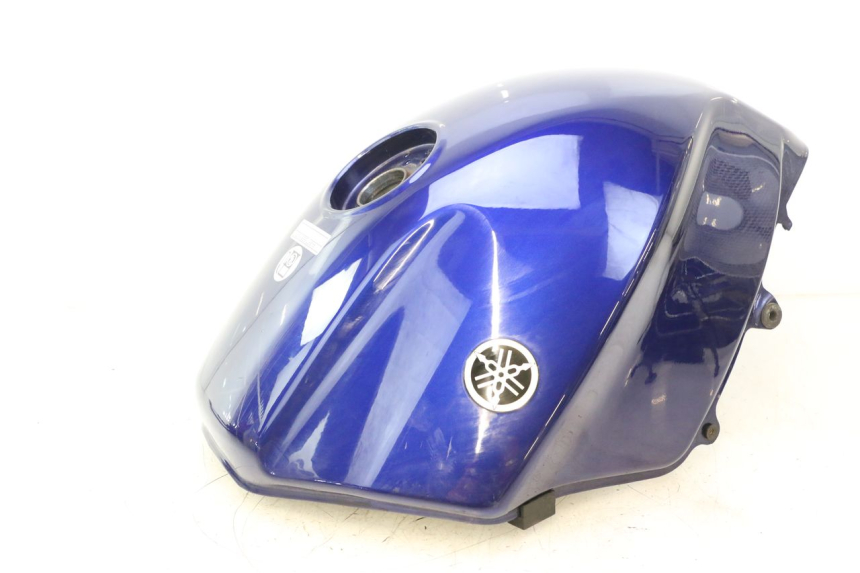 photo de ZBIORNIK PALIWA YAMAHA FJR 1300 (2001 - 2005) - Szczegóły charakterystyczne