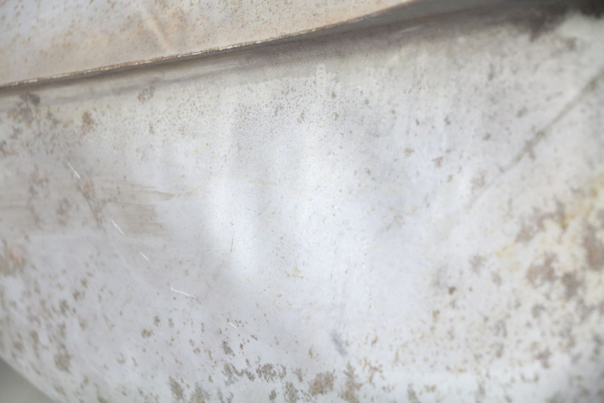 photo de ZBIORNIK PALIWA HONDA FJS SILVERWING SILVER WING 400 (2009 - 2016) - Zbliżenie techniczne