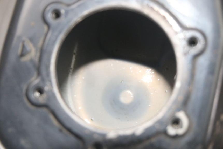 photo de ZBIORNIK PALIWA MBK FLAME X 125 (2004 - 2007) - Zoom stanu zużycia