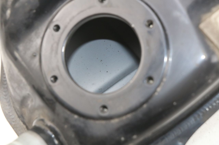 photo de ZBIORNIK PALIWA MBK FLIPPER 115 (2013 - 2017) - Zbliżenie techniczne