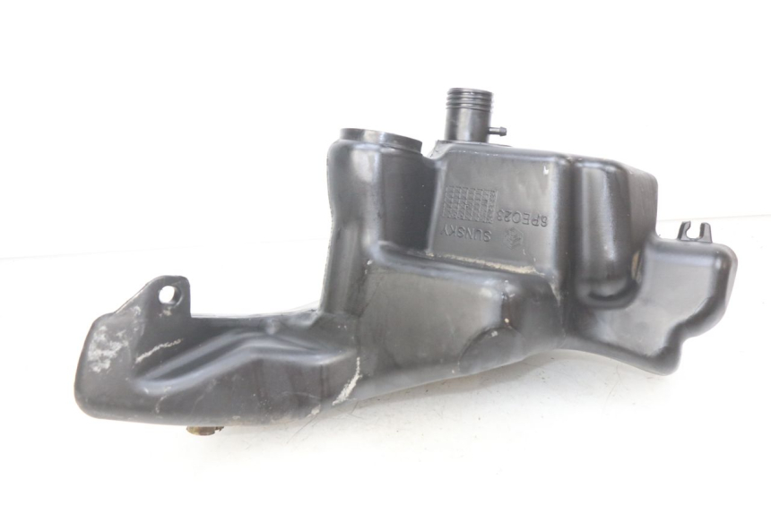 photo de ZBIORNIK PALIWA PIAGGIO FLY 100 (2006 - 2010) - Zoom stanu zużycia