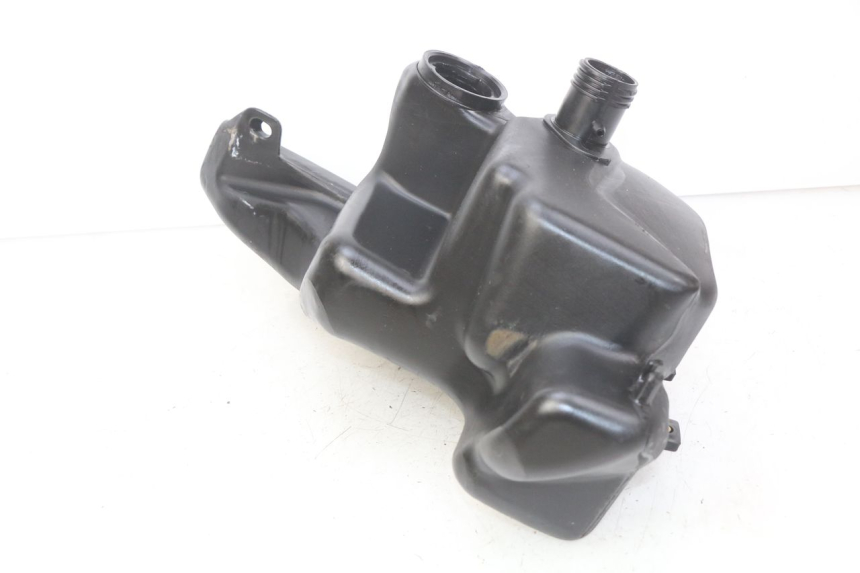 photo de ZBIORNIK PALIWA PIAGGIO FLY 100 (2006 - 2010) - Inny kąt widzenia