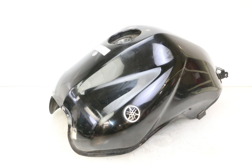 photo de ZBIORNIK PALIWA YAMAHA FZ6 FAZER S2 600 (2007 - 2011) - Zbliżenie techniczne