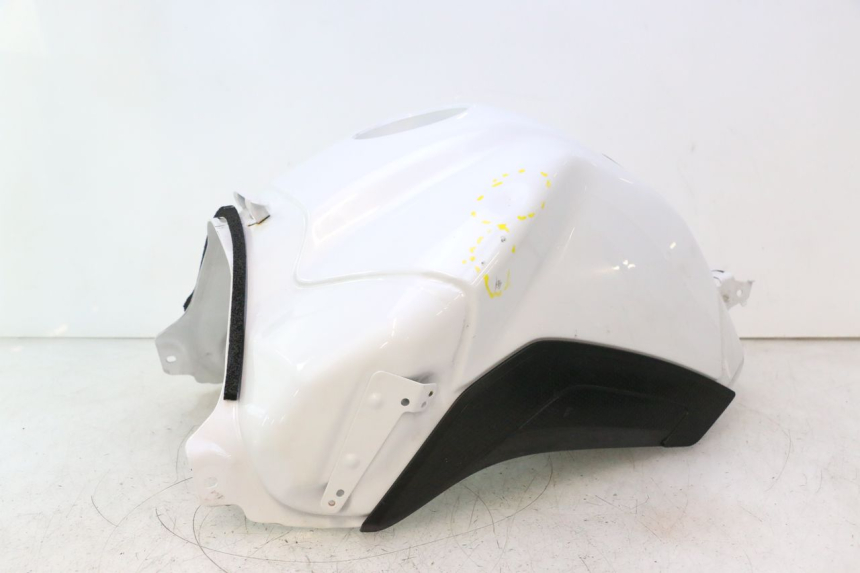 photo de ZBIORNIK PALIWA YAMAHA FZ8 800 (2010 - 2016) - Zoom stanu zużycia