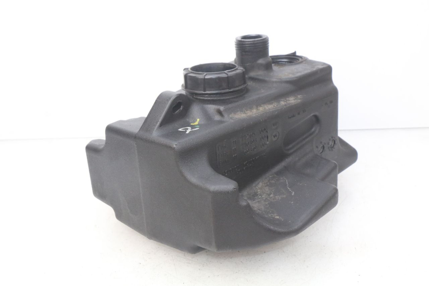 photo de ZBIORNIK PALIWA PEUGEOT GEOPOLIS 400 (2007 - 2013) - Inny kąt widzenia