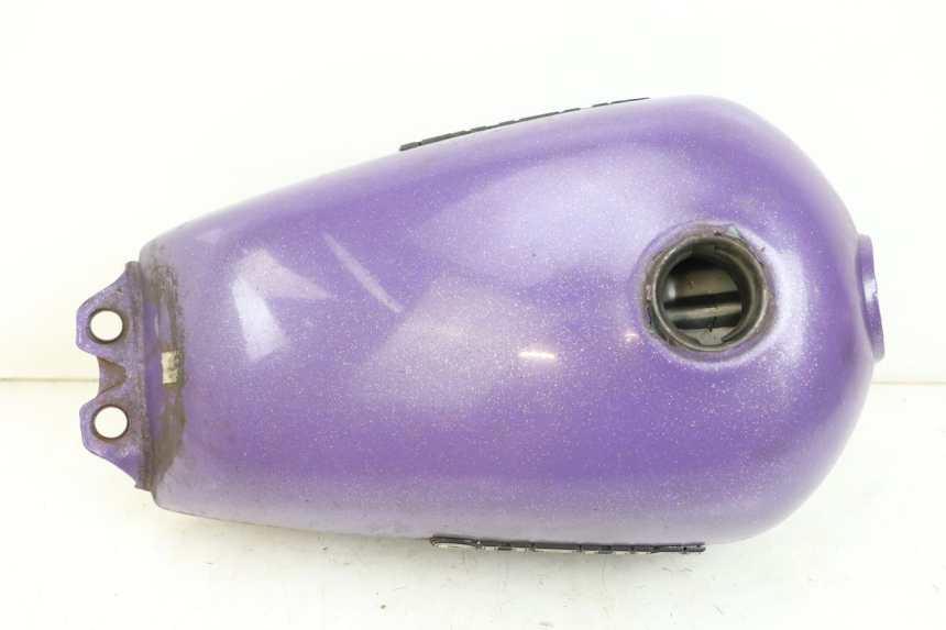 photo de ZBIORNIK PALIWA SUZUKI GN 125 (1997 - 2000) - Widok główny