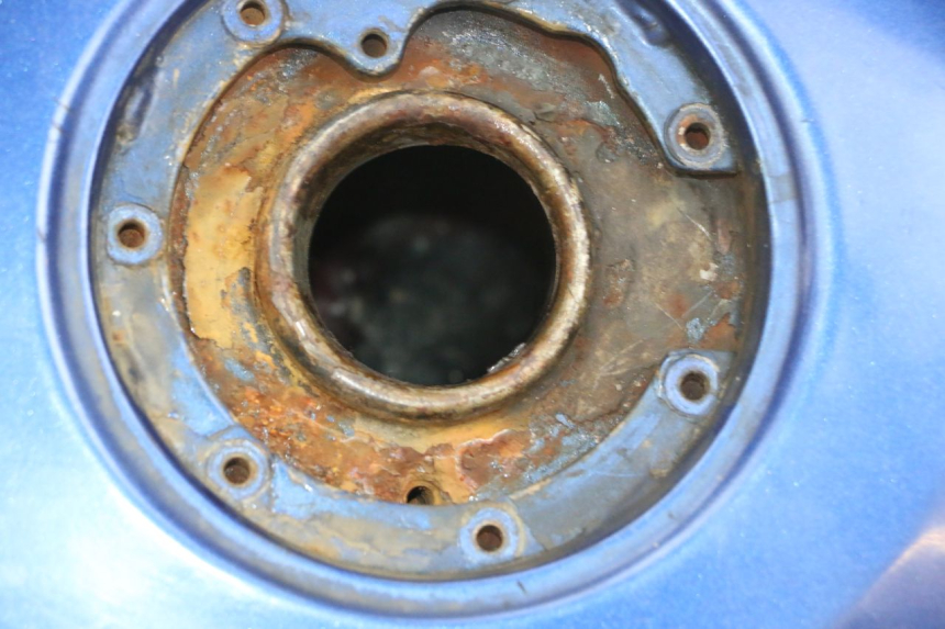 photo de ZBIORNIK PALIWA KAWASAKI GPX R WARBIRD 600 (1988 - 1993) - Zoom jakości