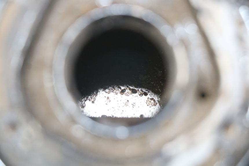 photo de ZBIORNIK PALIWA SUZUKI GSX-F GSX  F 1100 (1988 - 1994) - Zoom stanu zużycia