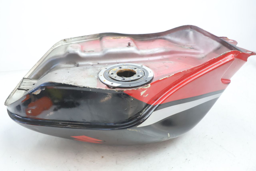 photo de ZBIORNIK PALIWA SUZUKI GSX F GSXF 750 (1988 - 1998) - Alternatywny kąt