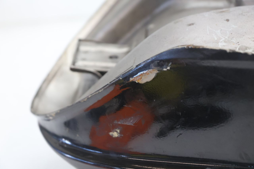 photo de ZBIORNIK PALIWA SUZUKI GSX F GSXF 750 (1988 - 1998) - Widok profilu