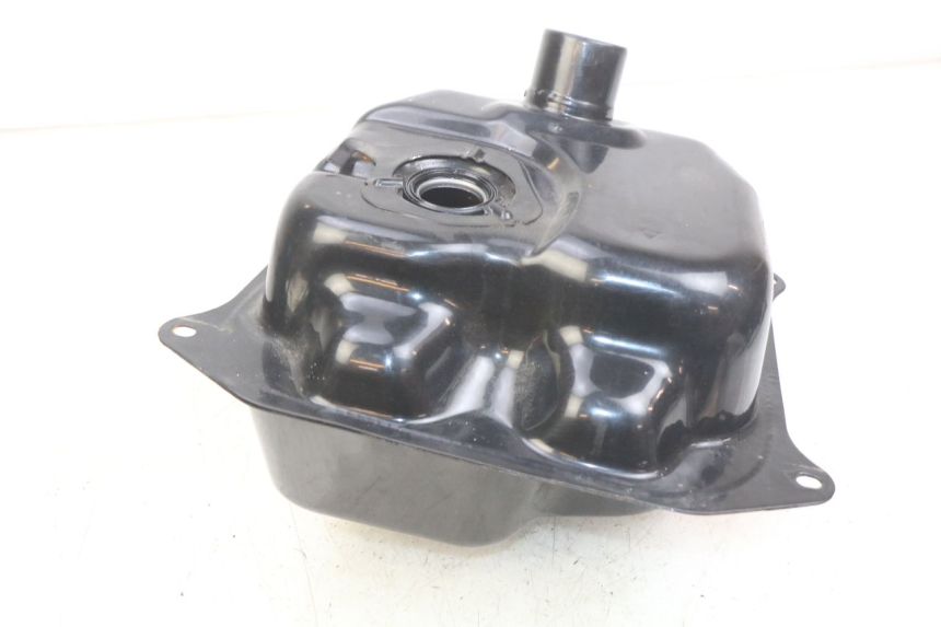 photo de ZBIORNIK PALIWA EUROCKA GTR 50 (2007 - 2017) - Zbliżenie techniczne