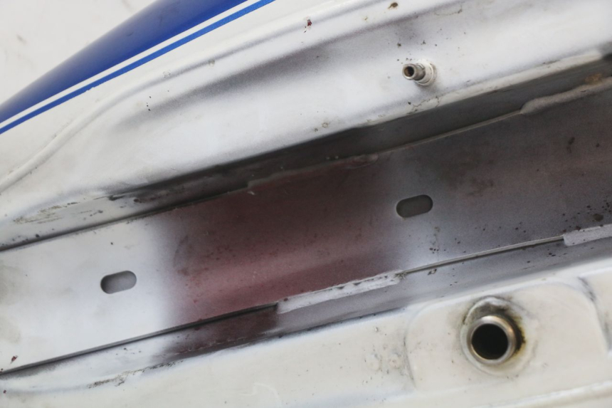 photo de ZBIORNIK PALIWA HARLEY DAVIDSON SPORTSTER XL CUSTOM 883 (1999 - 2006) - Zdjęcie dodatkowe