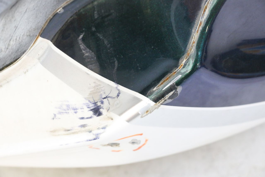 photo de ZBIORNIK PALIWA HONDA CBR F 1000 (1993 - 1996) - Zbliżenie techniczne