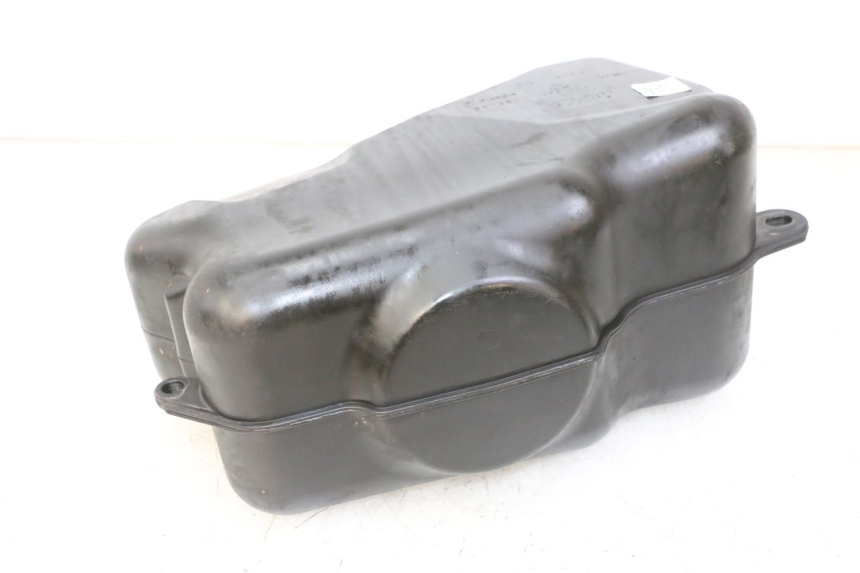 photo de ZBIORNIK PALIWA PIAGGIO IE MP3 YOURBAN 300 (2011 - 2016) - Zoom stanu zużycia