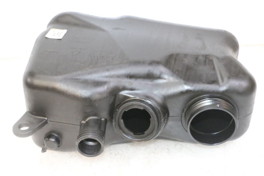 photo de ZBIORNIK PALIWA PIAGGIO IE MP3 YOURBAN 300 (2011 - 2016) - Inny kąt widzenia